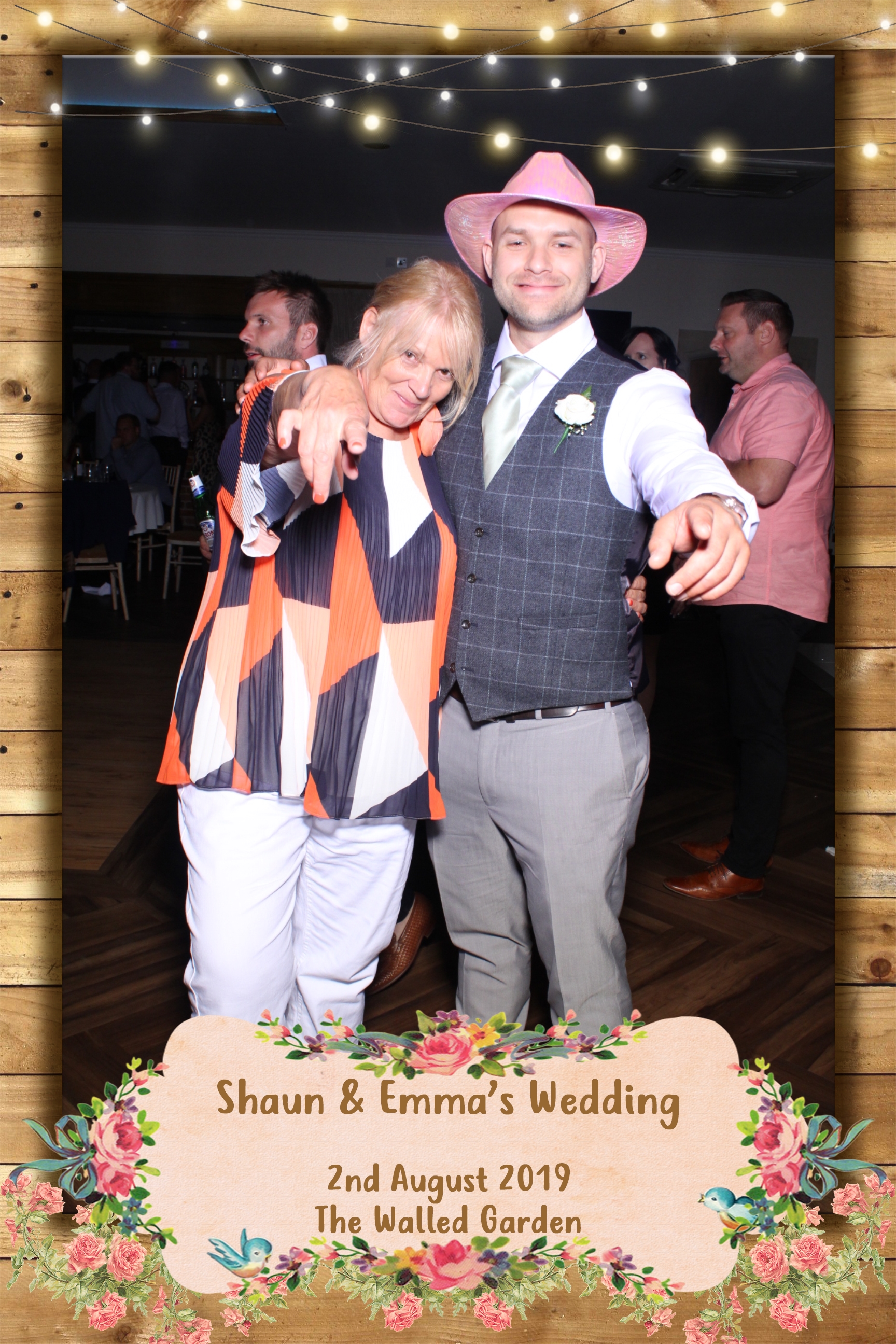 Shaun and Emma's Wedding | View more photos from the event at images.mobile-photo-booth.com/u/MobilePhotoBoothUK/Shaun-and-Emmas-Wedding